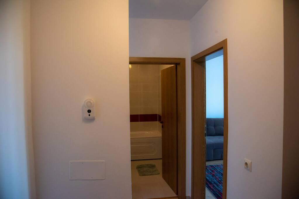 Apartament Cu 1 Camera Pentru Un Sejur Minunat Braşov Esterno foto