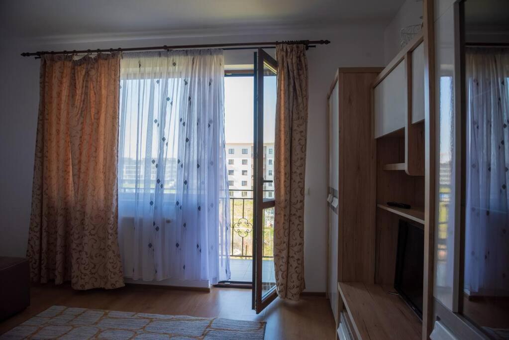 Apartament Cu 1 Camera Pentru Un Sejur Minunat Braşov Esterno foto