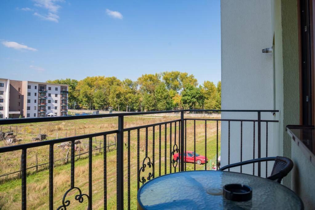 Apartament Cu 1 Camera Pentru Un Sejur Minunat Braşov Esterno foto